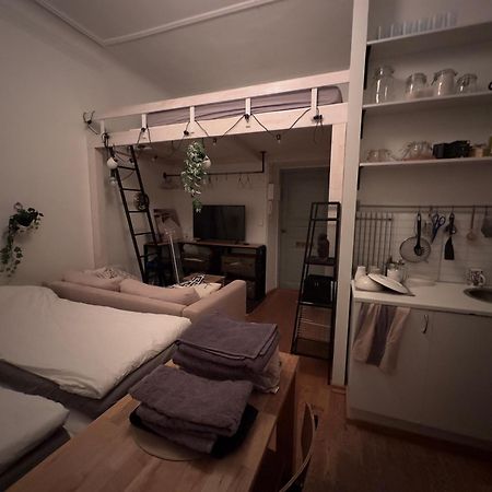 Uniikki, Kodikas Ja Supermukava Huoneisto Ydinkeskustassa! Leilighet Helsingfors Eksteriør bilde